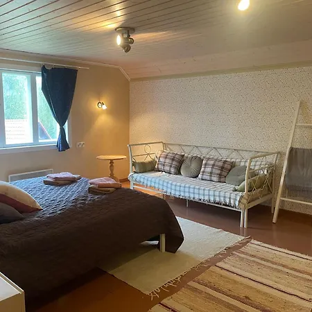 Pihlajaharju Countryside Escape *