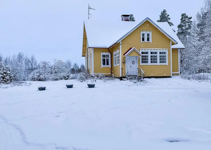 Pihlajaharju Countryside Escape *